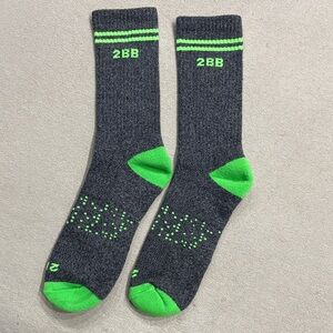 Two Blind Brothers 2BB Calf Men's Gray and Green Stylish Socks One Size !